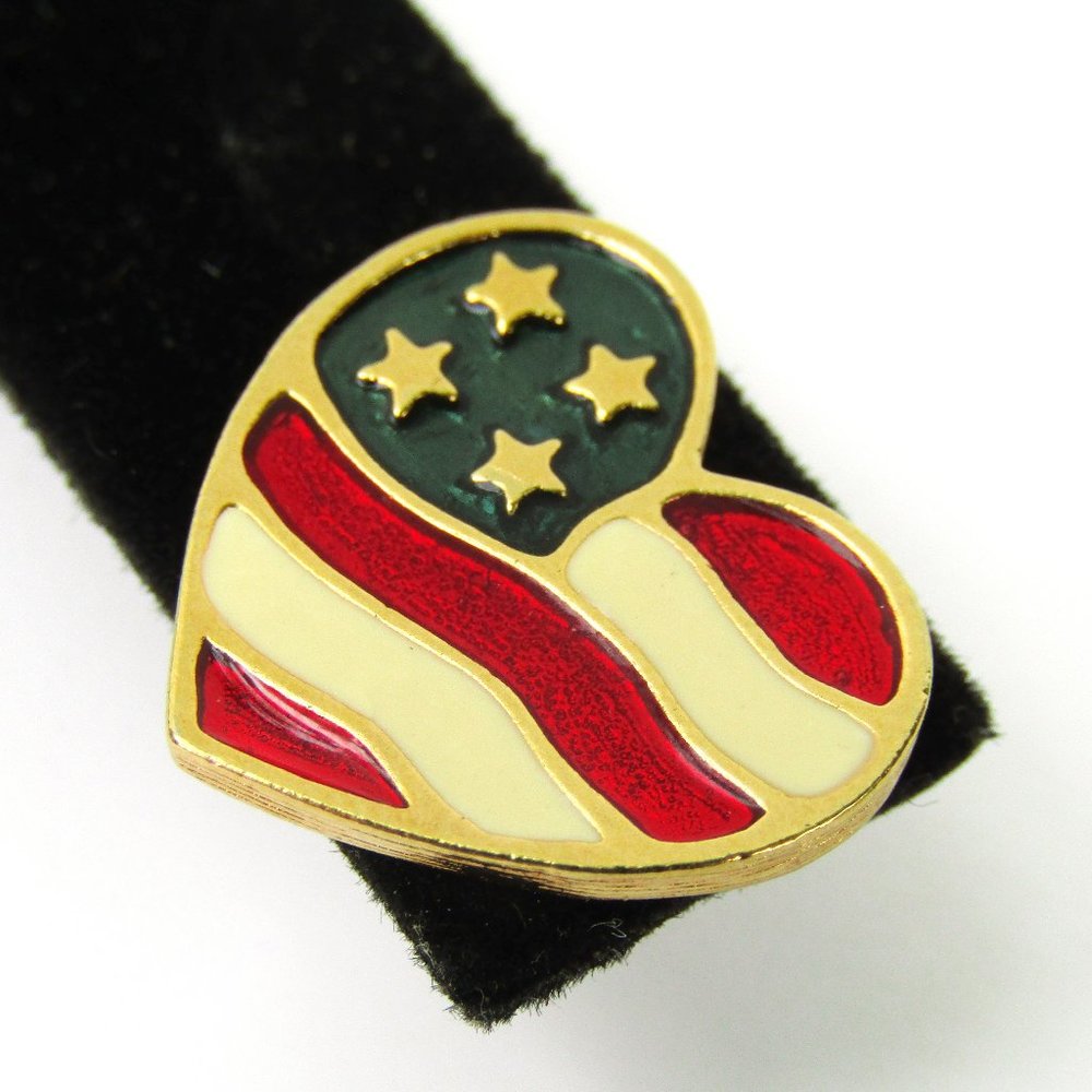 Vintage Avon Flag Earrings Patriotic Hearts Pierced